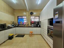 Sennett Estate (D13), Terrace #447834551